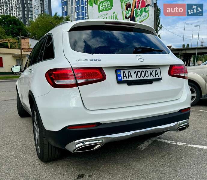 Внедорожник / Кроссовер Mercedes-Benz GLC-Class 2018 в Киеве фото 18 Внедорожник / Кроссовер Mercedes-Benz GLC-Class 2018 в Киеве