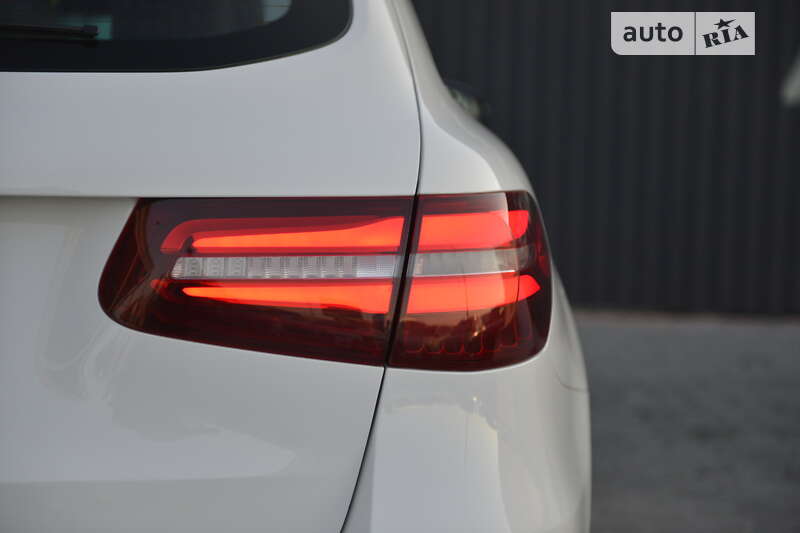 Внедорожник / Кроссовер Mercedes-Benz GLC-Class 2017 в Мукачево фото 9 Внедорожник / Кроссовер Mercedes-Benz GLC-Class 2017 в Мукачево