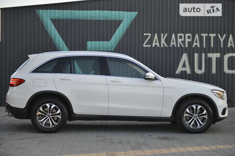 Внедорожник / Кроссовер Mercedes-Benz GLC-Class 2017 в Мукачево фото 14 Внедорожник / Кроссовер Mercedes-Benz GLC-Class 2017 в Мукачево