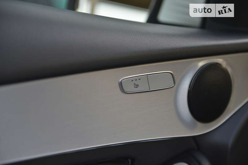 Внедорожник / Кроссовер Mercedes-Benz GLC-Class 2017 в Мукачево фото 30 Внедорожник / Кроссовер Mercedes-Benz GLC-Class 2017 в Мукачево