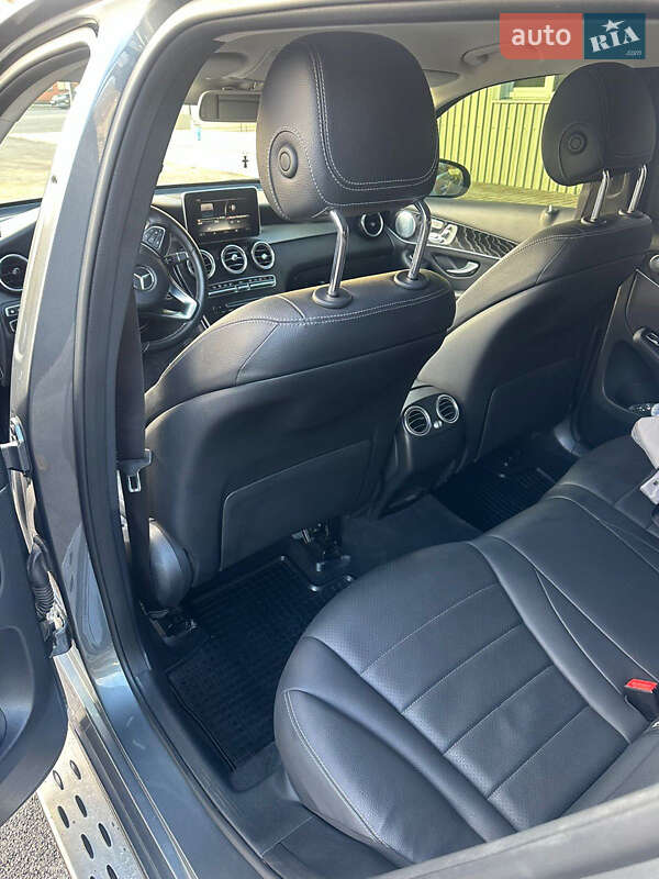 Внедорожник / Кроссовер Mercedes-Benz GLC-Class 2017 в Гатном