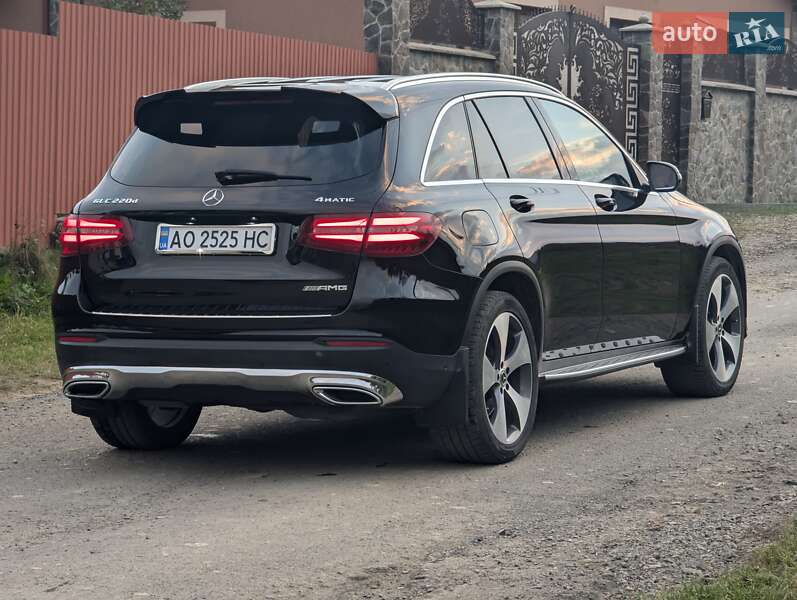 Внедорожник / Кроссовер Mercedes-Benz GLC-Class 2017 в Сваляве