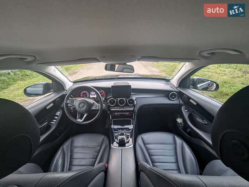 Внедорожник / Кроссовер Mercedes-Benz GLC-Class 2017 в Сваляве