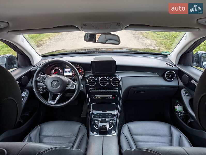 Внедорожник / Кроссовер Mercedes-Benz GLC-Class 2017 в Сваляве