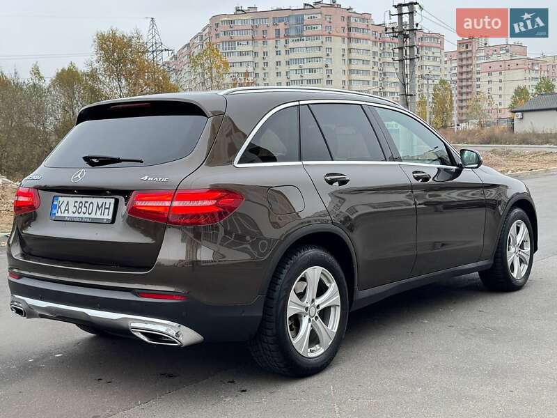 Позашляховик / Кросовер Mercedes-Benz GLC-Class 2017 в Києві