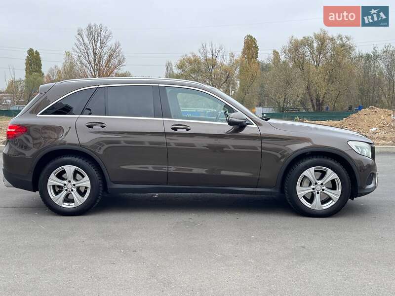 Позашляховик / Кросовер Mercedes-Benz GLC-Class 2017 в Києві