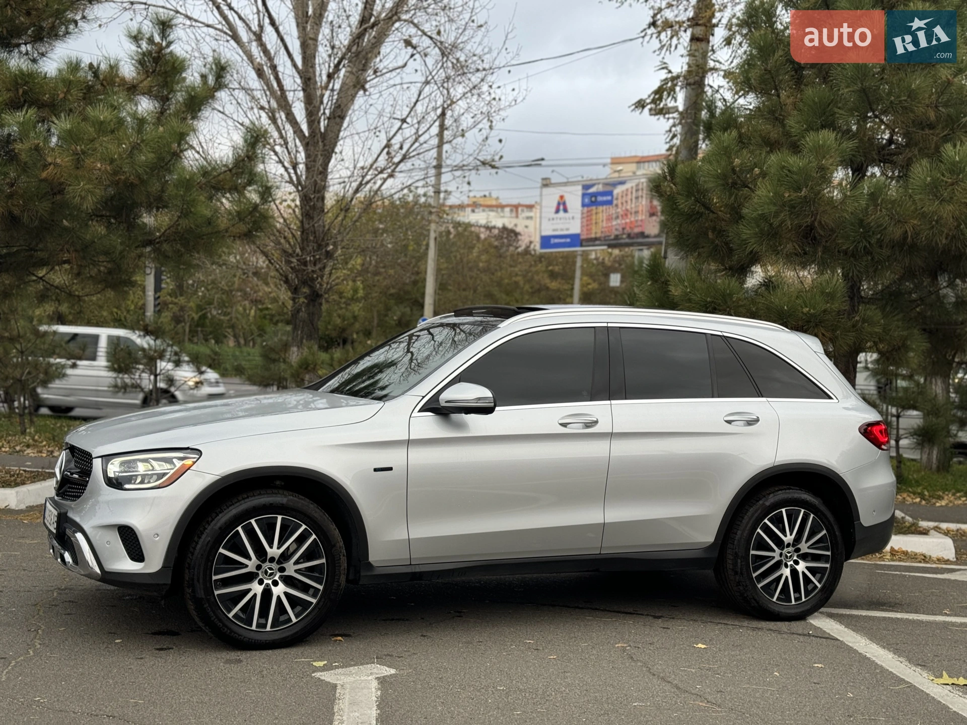 2019 Mercedes-Benz GLC - мініатюра 3