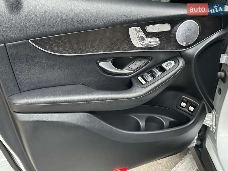 Внедорожник / Кроссовер Mercedes-Benz GLC-Class 2019 в Одессе