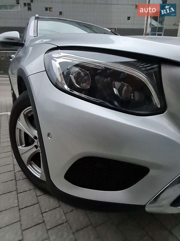 Внедорожник / Кроссовер Mercedes-Benz GLC-Class 2015 в Запорожье