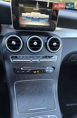 Внедорожник / Кроссовер Mercedes-Benz GLC-Class 2018 в 