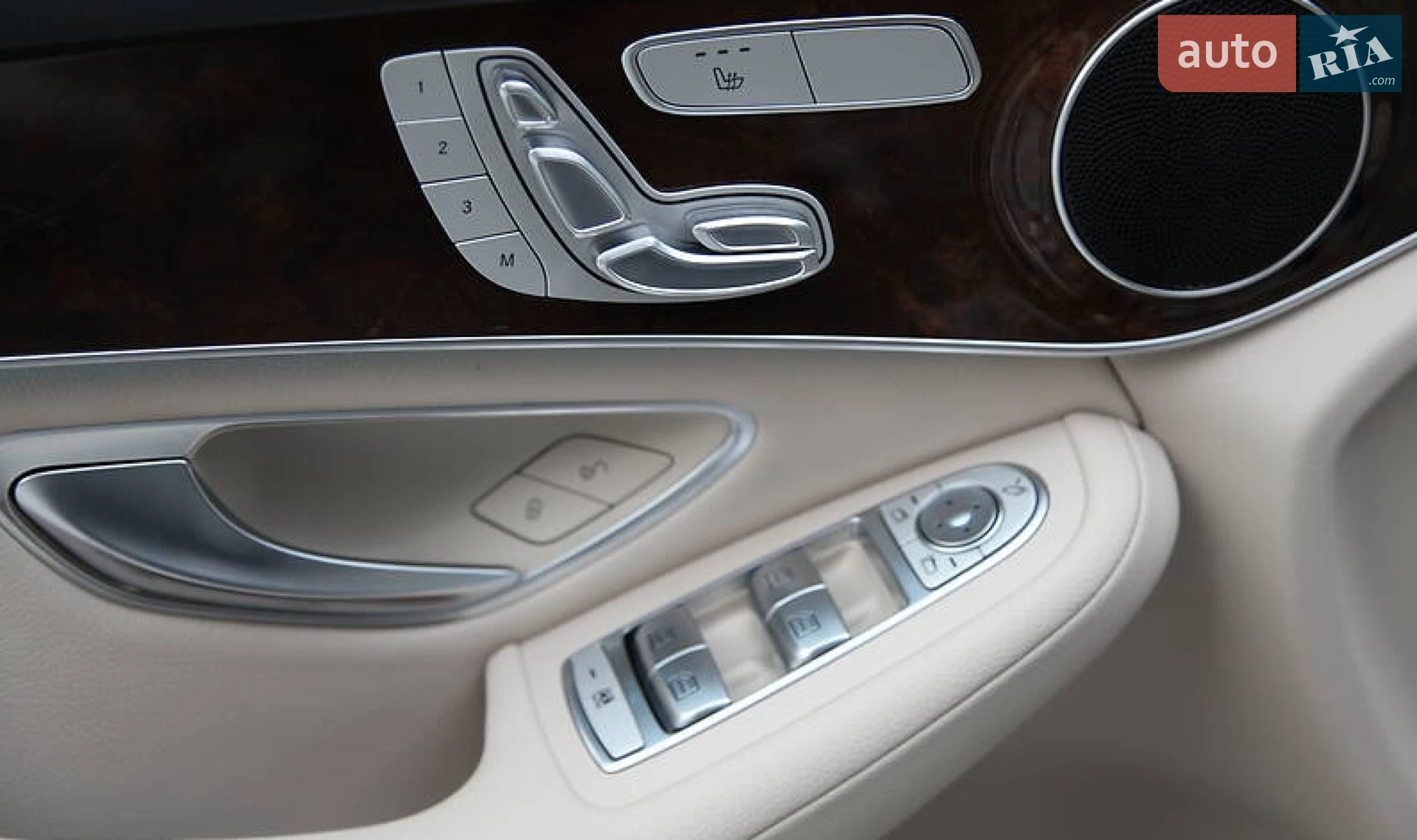 2017 Mercedes-Benz GLC - мініатюра 22