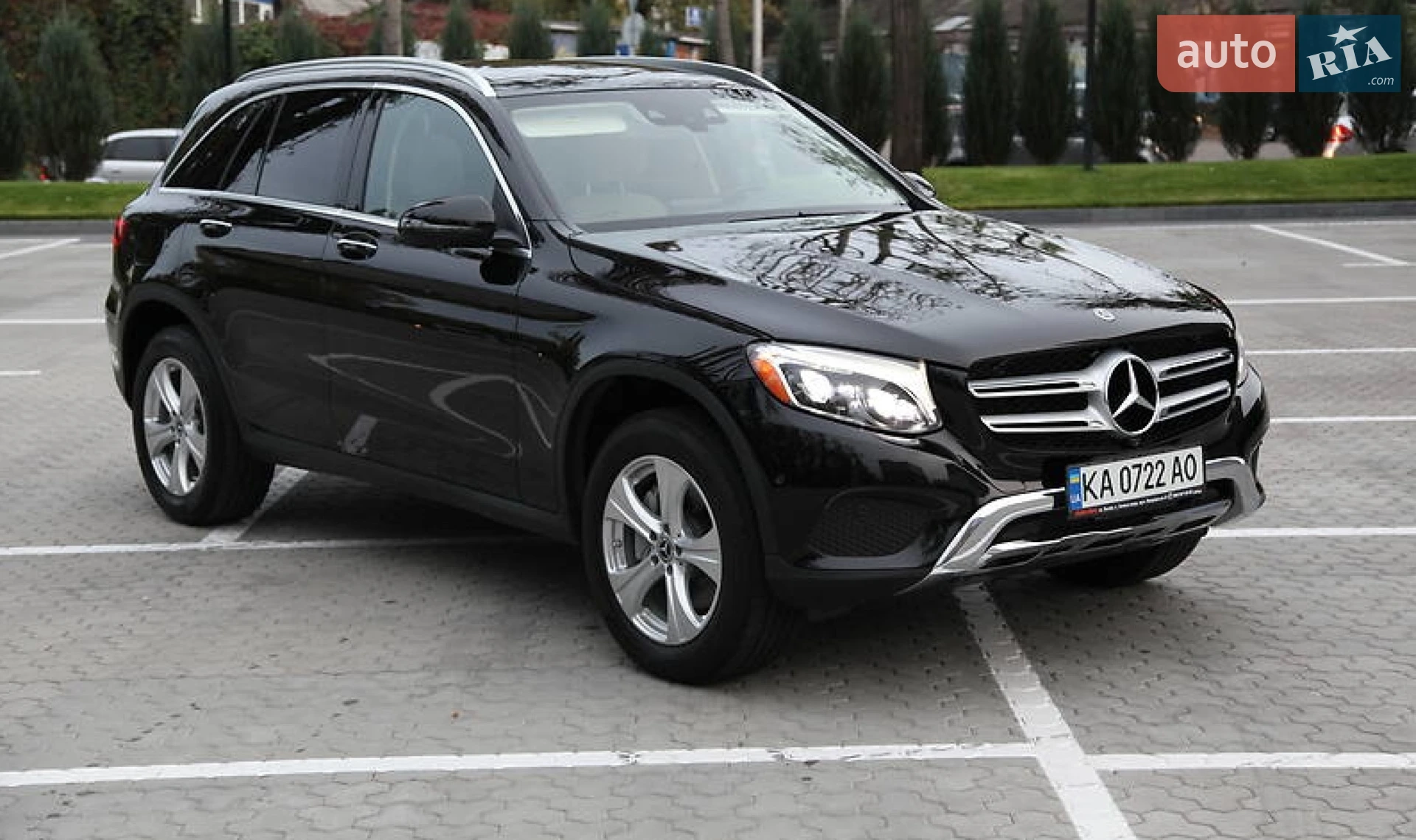 2017 Mercedes-Benz GLC - мініатюра 2