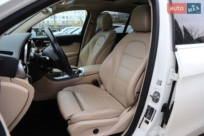 Позашляховик / Кросовер Mercedes-Benz GLC-Class 2020 в Києві