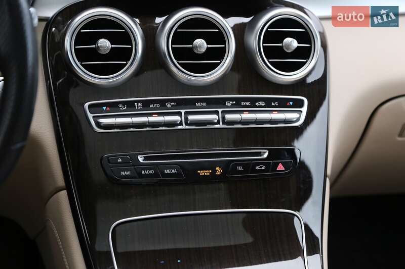 Позашляховик / Кросовер Mercedes-Benz GLC-Class 2020 в Києві