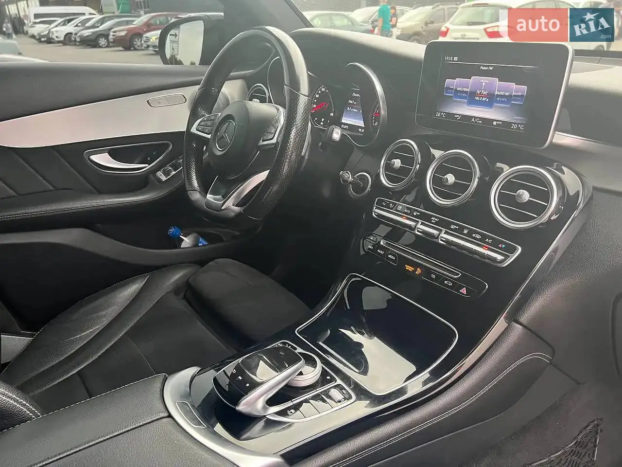 2016 Mercedes-Benz GLC - мініатюра 23