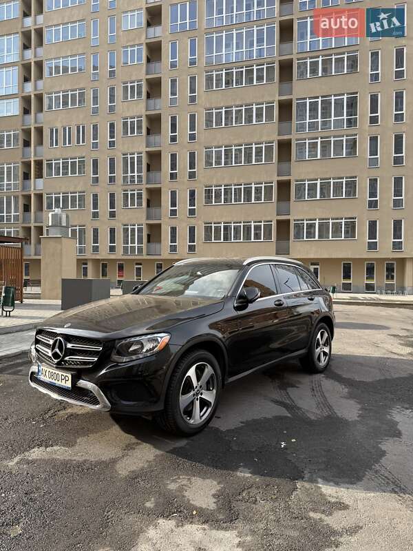 Mercedes-Benz GLC-Class 2019