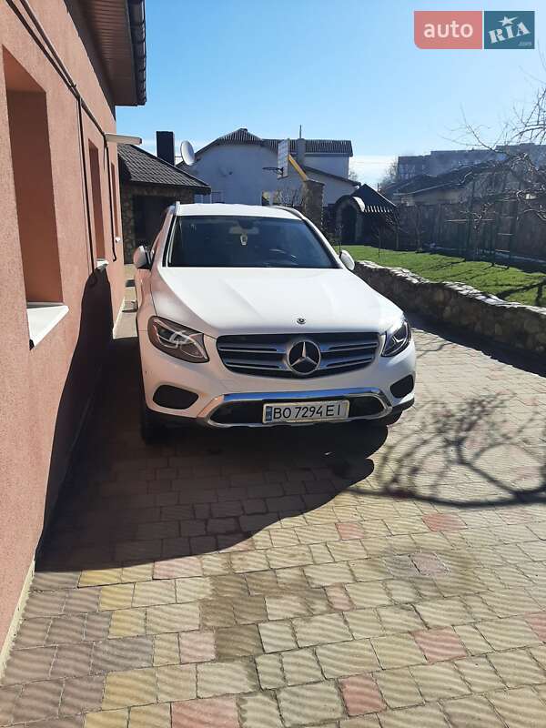 Внедорожник / Кроссовер Mercedes-Benz GLC-Class 2019 в Тернополе