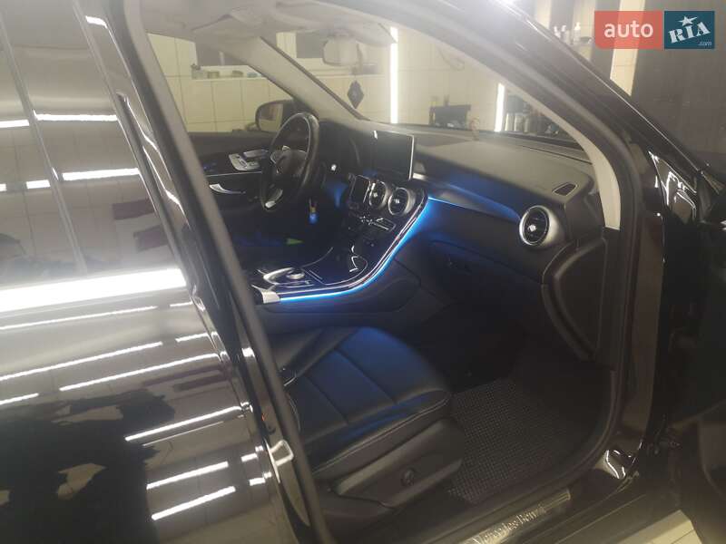 Внедорожник / Кроссовер Mercedes-Benz GLC-Class 2016 в Сумах