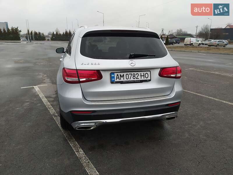 Внедорожник / Кроссовер Mercedes-Benz GLC-Class 2015 в Житомире