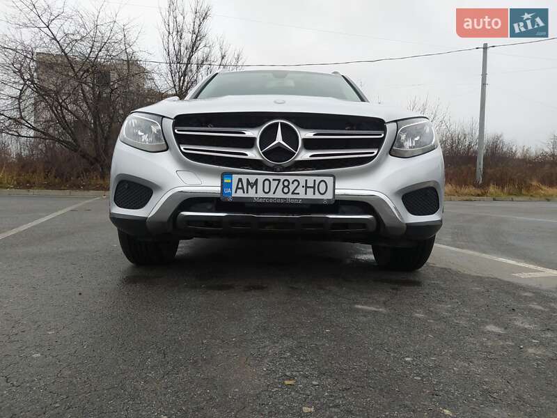 Внедорожник / Кроссовер Mercedes-Benz GLC-Class 2015 в Житомире