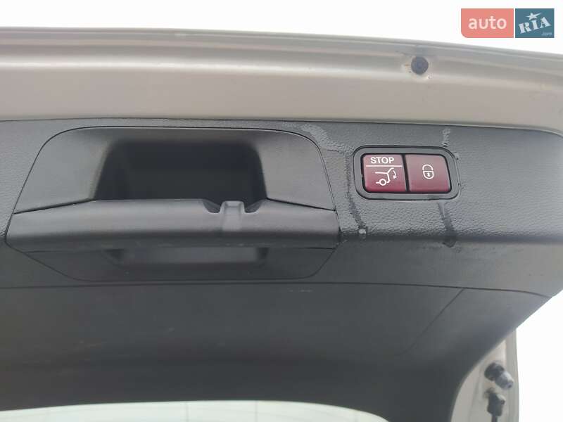 Внедорожник / Кроссовер Mercedes-Benz GLC-Class 2015 в Житомире