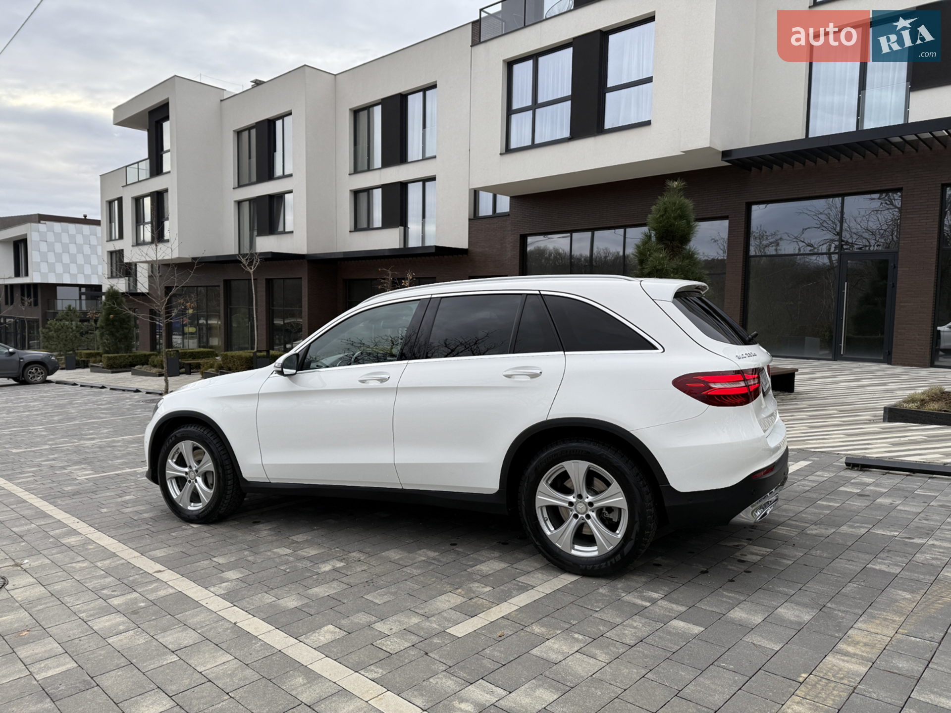 2015 Mercedes-Benz GLC - мініатюра 11