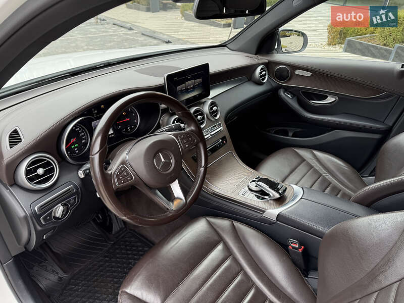 Внедорожник / Кроссовер Mercedes-Benz GLC-Class 2015 в Ужгороде