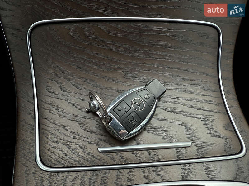 Внедорожник / Кроссовер Mercedes-Benz GLC-Class 2015 в Ужгороде