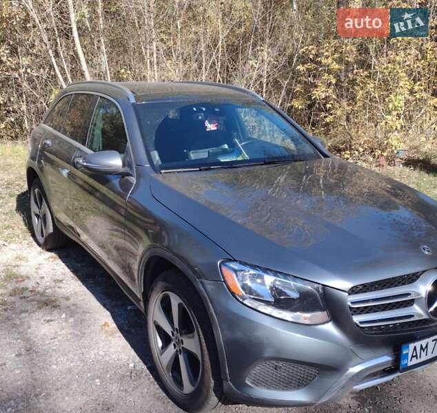 Внедорожник / Кроссовер Mercedes-Benz GLC-Class 2017 в Киеве