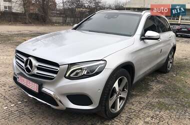 Внедорожник / Кроссовер Mercedes-Benz GLC-Class 2017 в Киеве