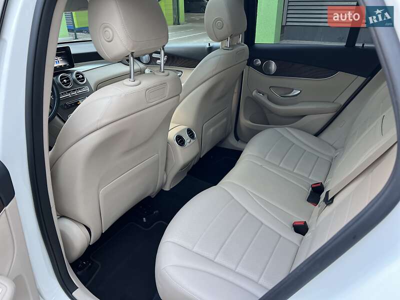 Позашляховик / Кросовер Mercedes-Benz GLC-Class 2018 в Києві
