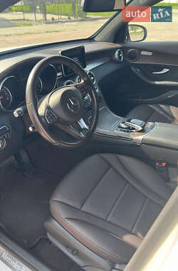 Внедорожник / Кроссовер Mercedes-Benz GLC-Class 2018 в 