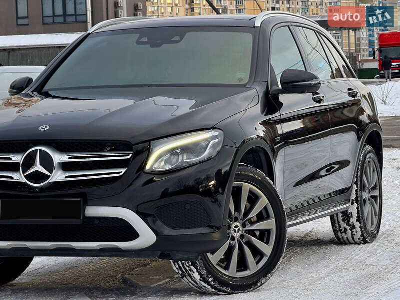 Позашляховик / Кросовер Mercedes-Benz GLC-Class 2019 в Києві