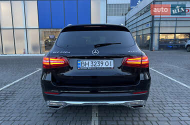Внедорожник / Кроссовер Mercedes-Benz GLC-Class 2016 в 