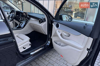 Внедорожник / Кроссовер Mercedes-Benz GLC-Class 2016 в 
