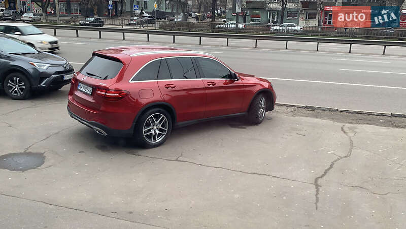 Позашляховик / Кросовер Mercedes-Benz GLC-Class 2016 в Києві