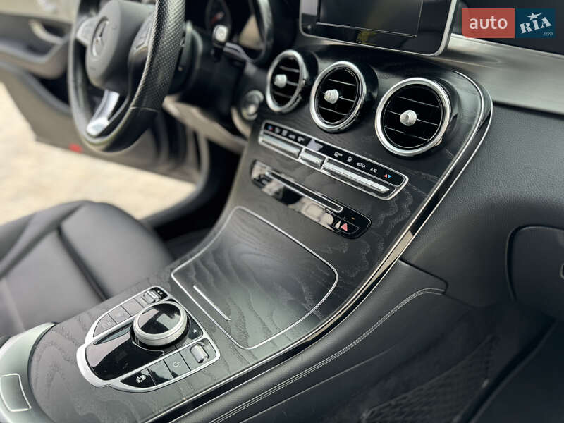 Внедорожник / Кроссовер Mercedes-Benz GLC-Class 2019 в Киеве