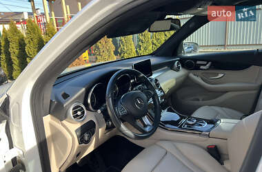 Внедорожник / Кроссовер Mercedes-Benz GLC-Class 2017 в 
