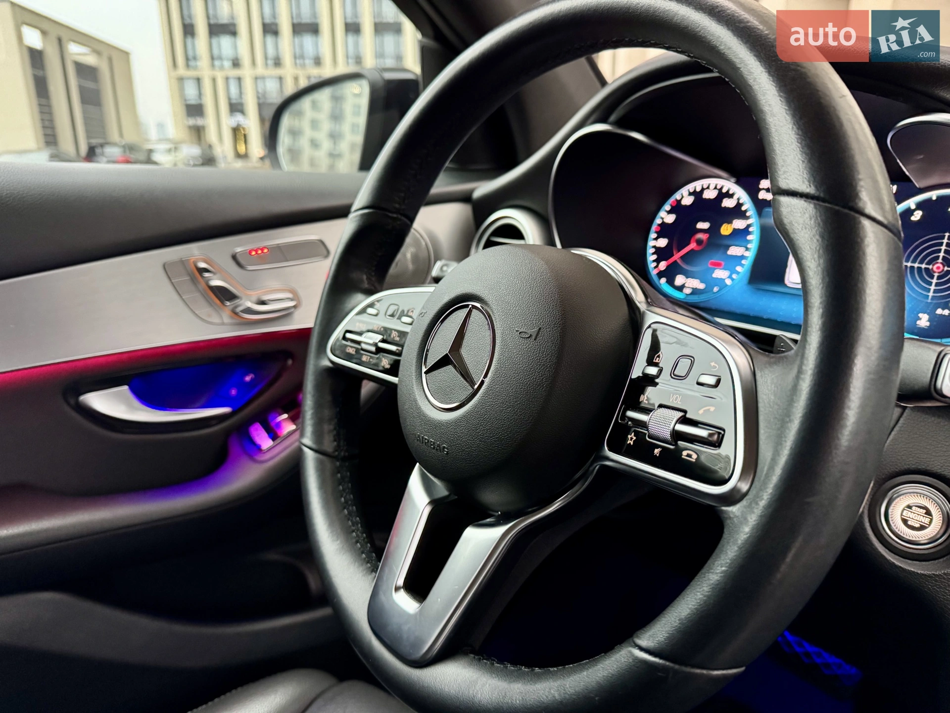 2019 Mercedes-Benz GLC - мініатюра 45