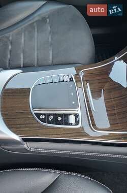 Внедорожник / Кроссовер Mercedes-Benz GLC-Class 2019 в 