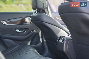 Позашляховик / Кросовер Mercedes-Benz GLC-Class 2015 в 