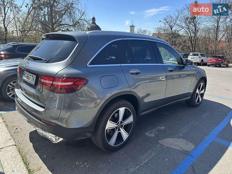 Внедорожник / Кроссовер Mercedes-Benz GLC-Class 2019 в Львове