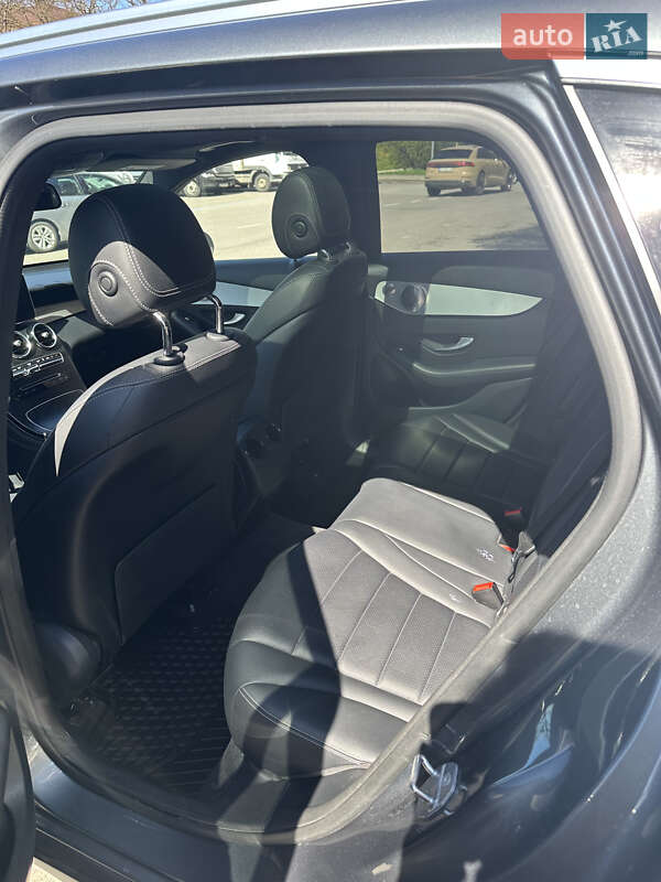 Внедорожник / Кроссовер Mercedes-Benz GLC-Class 2019 в Львове