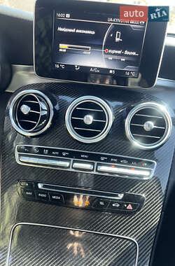 Внедорожник / Кроссовер Mercedes-Benz GLC-Class 2017 в 