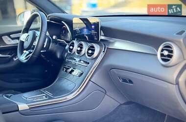 Позашляховик / Кросовер Mercedes-Benz GLC-Class 2021 в 