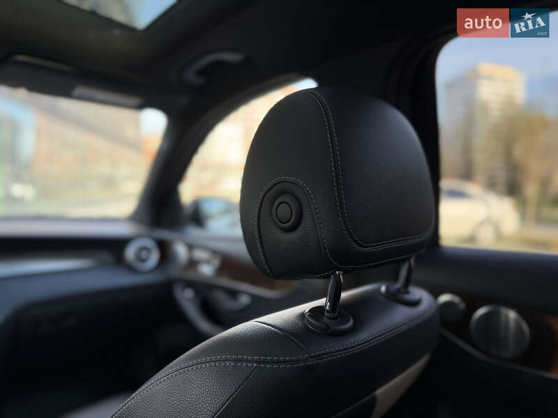 Внедорожник / Кроссовер Mercedes-Benz GLC-Class 2016 в Львове