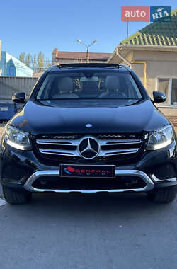 Позашляховик / Кросовер Mercedes-Benz GLC-Class 2016 в 