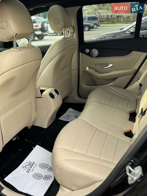 Позашляховик / Кросовер Mercedes-Benz GLC-Class 2018 в Чернівцях