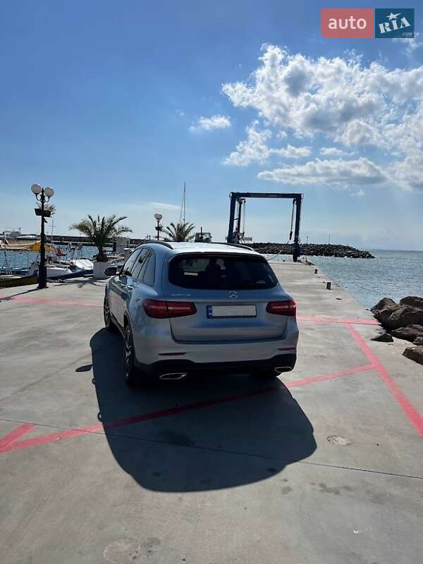 Позашляховик / Кросовер Mercedes-Benz GLC-Class 2015 в Києві