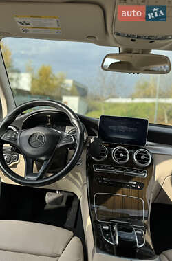 Внедорожник / Кроссовер Mercedes-Benz GLC-Class 2015 в 